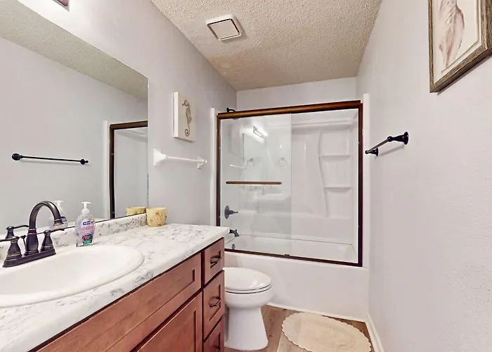 Cozy With Sunroom Wifi Washer & Dryer & Near The Holiday home *