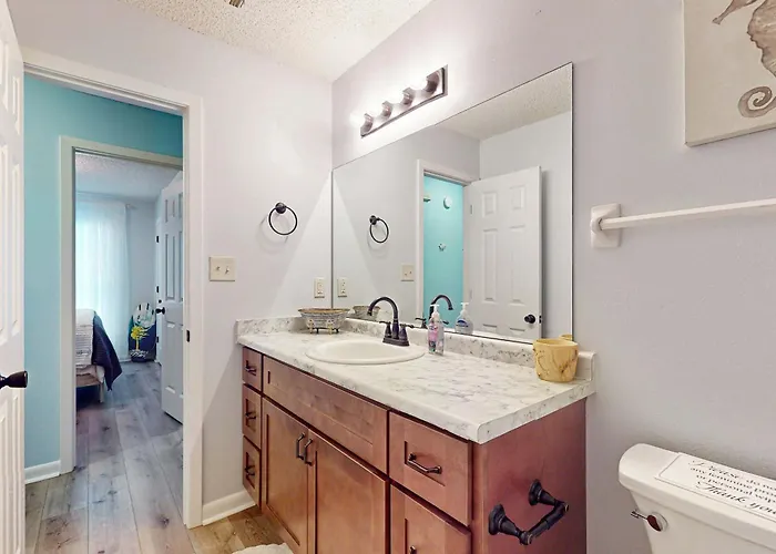 Holiday home Cozy With Sunroom Wifi Washer & Dryer & Near The Gulf Shores